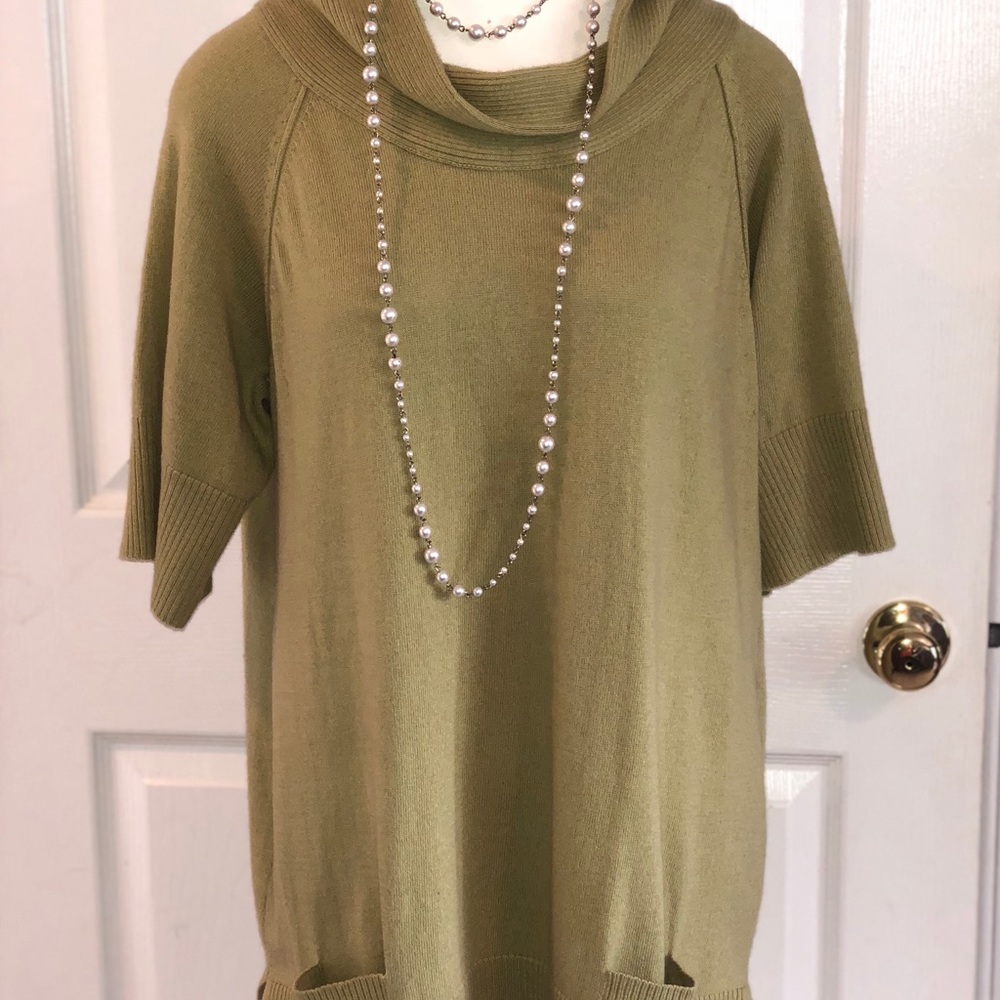 Chicos dress size 2 with front pockets